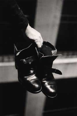 Castros Boots - Buenes Aires 1957 - copyright Lisl Steiner